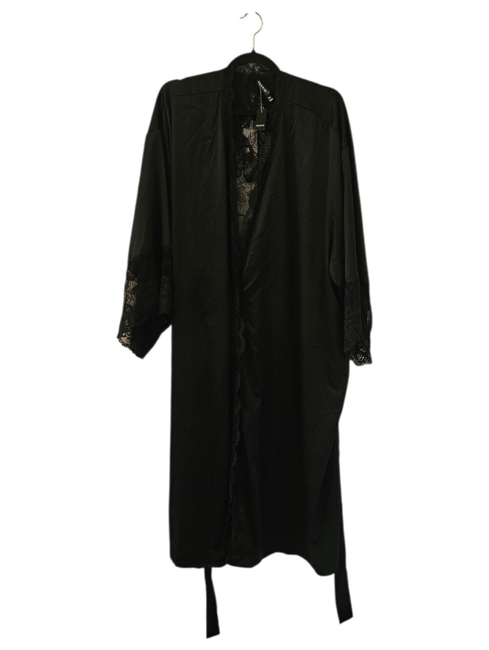 Black Torrid Women's Satin and Lace Retro Robe